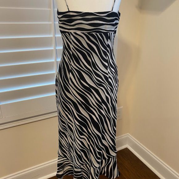 EXPRESS Black and White Mod Print Sundress – Size 5/6 - Picture 5 of 6